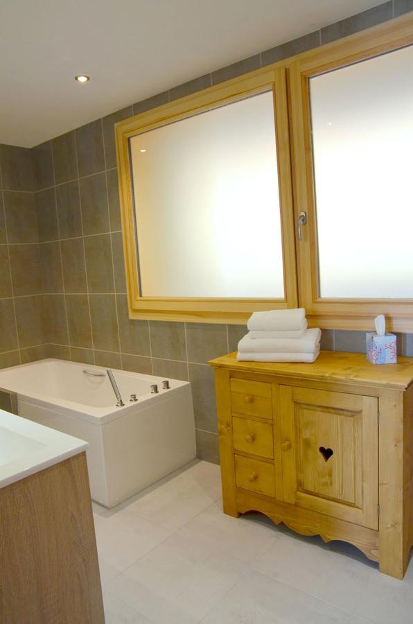 Le Coeur 1210 Bed & Breakfast Granier Екстериор снимка