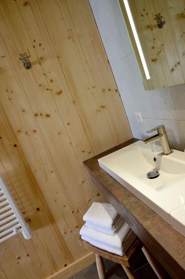Le Coeur 1210 Bed & Breakfast Granier Екстериор снимка