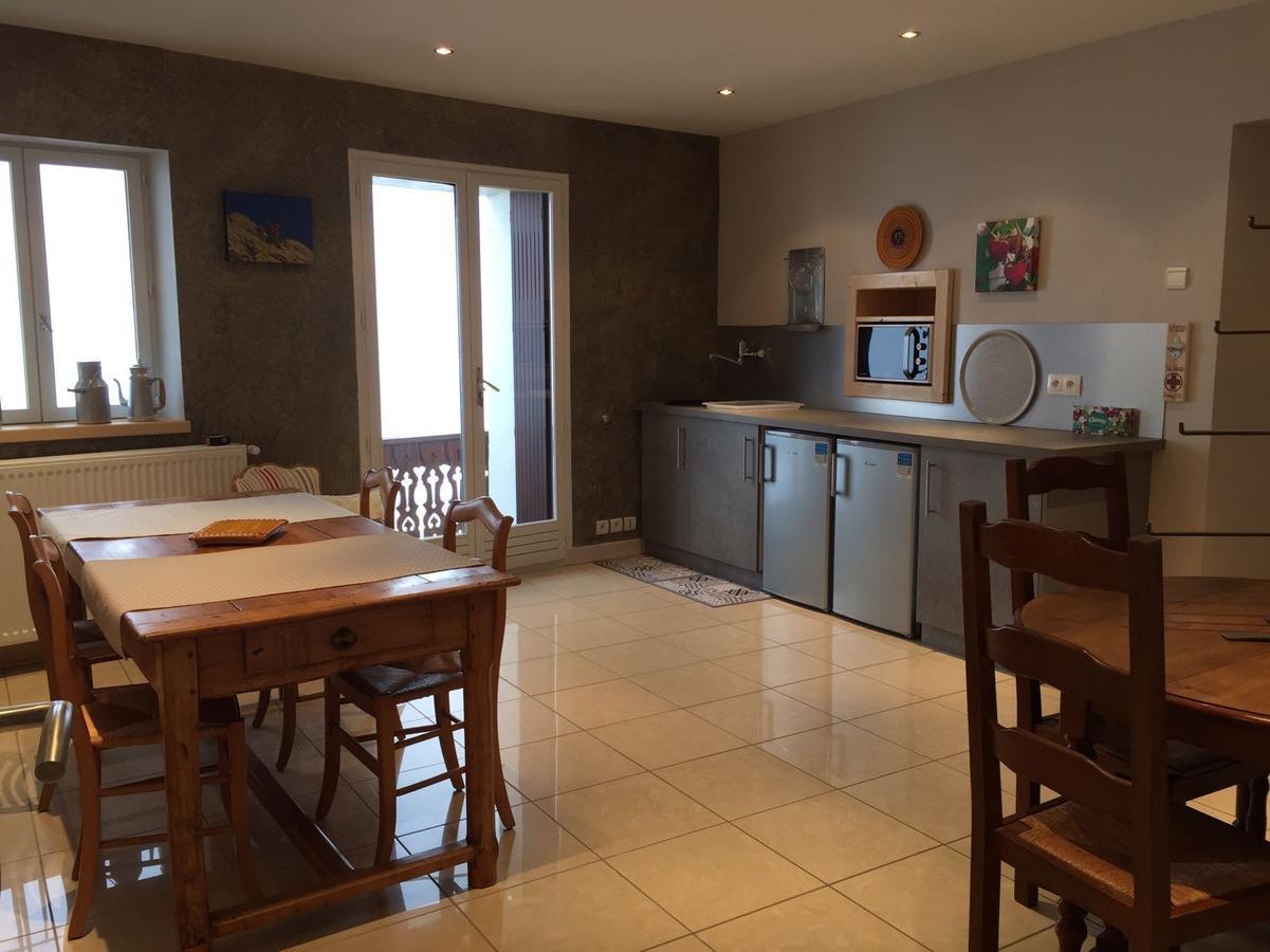 Le Coeur 1210 Bed & Breakfast Granier Стая снимка